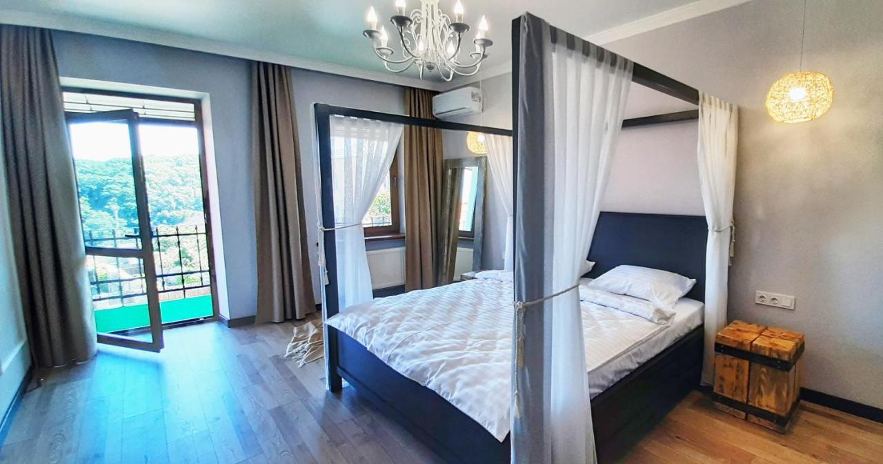 Гетьманські Палати , Старе Місто, 2 Спальні, Балкон-Тераса , 85 М Кв Kamianets-Podilskyi Exterior photo
