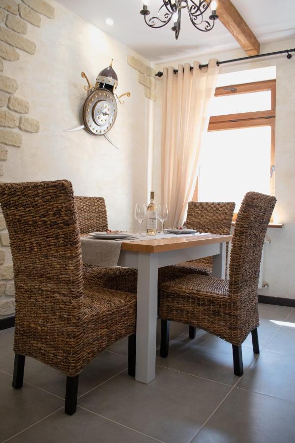 Гетьманські Палати , Старе Місто, 2 Спальні, Балкон-Тераса , 85 М Кв Kamianets-Podilskyi Exterior photo