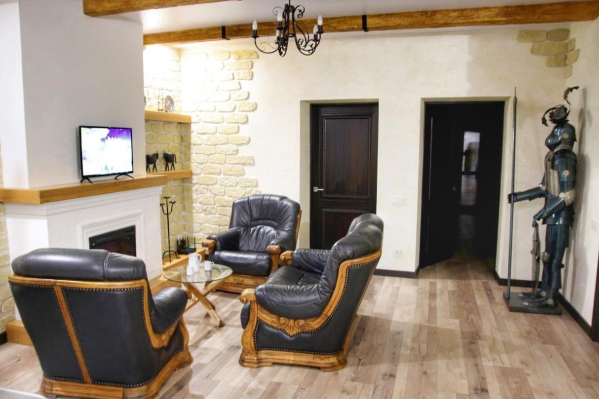 Гетьманські Палати , Старе Місто, 2 Спальні, Балкон-Тераса , 85 М Кв Kamianets-Podilskyi Exterior photo